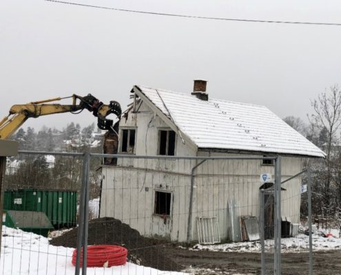 Hus rives i Ekeveien 19